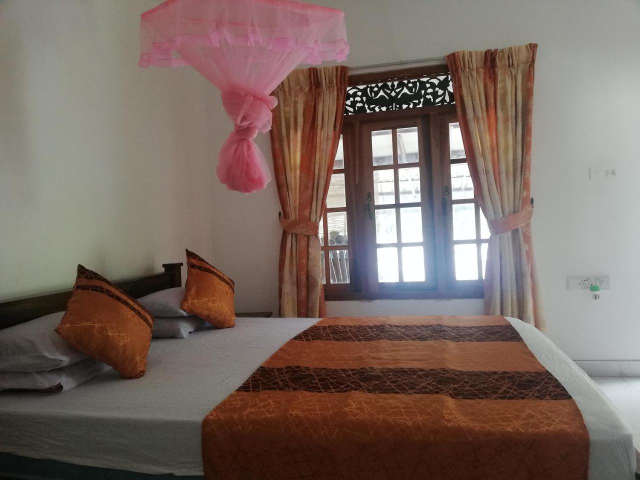 Lak View Family Resort Dambulla Bagian luar foto